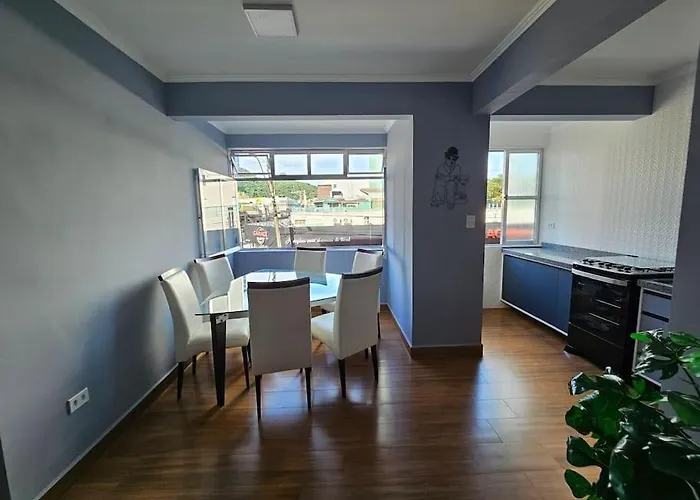 Apartamento Bem Localizado.
