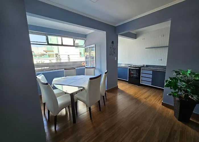 Apartamento Bem Localizado.